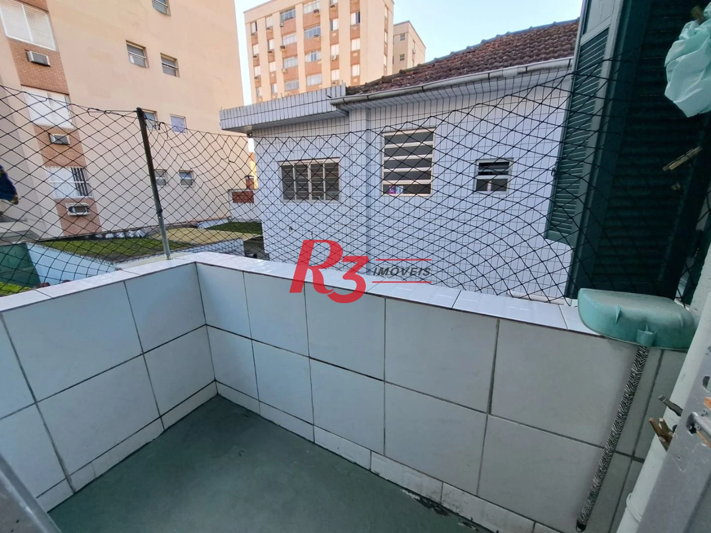 Sobrado com 2 dormitórios à venda, 186 m² por R$ 800.000,00 - Campo Grande - Santos/SP