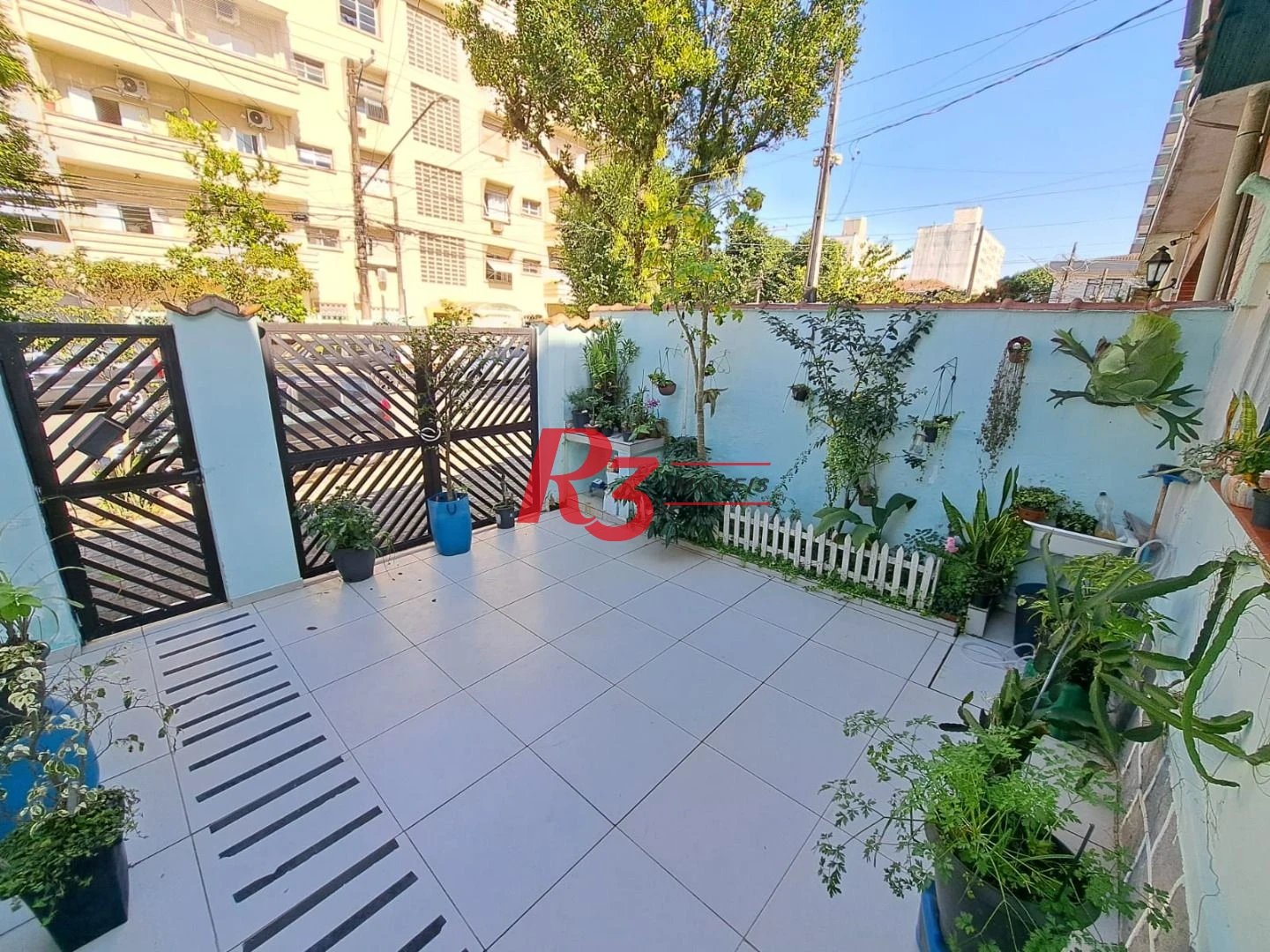 Sobrado com 2 dormitórios à venda, 186 m² por R$ 800.000,00 - Campo Grande - Santos/SP