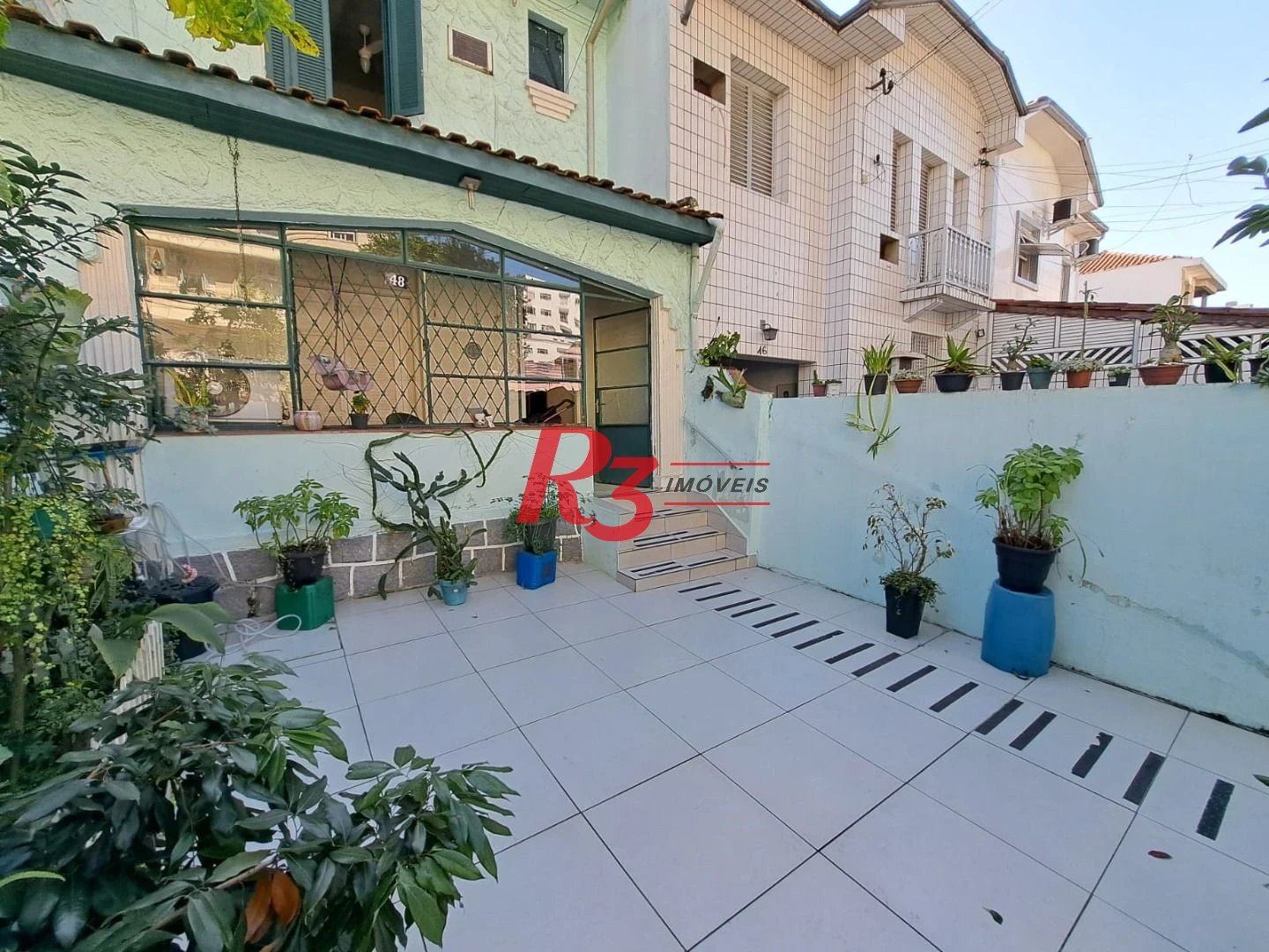 Sobrado com 2 dormitórios à venda, 186 m² por R$ 800.000,00 - Campo Grande - Santos/SP