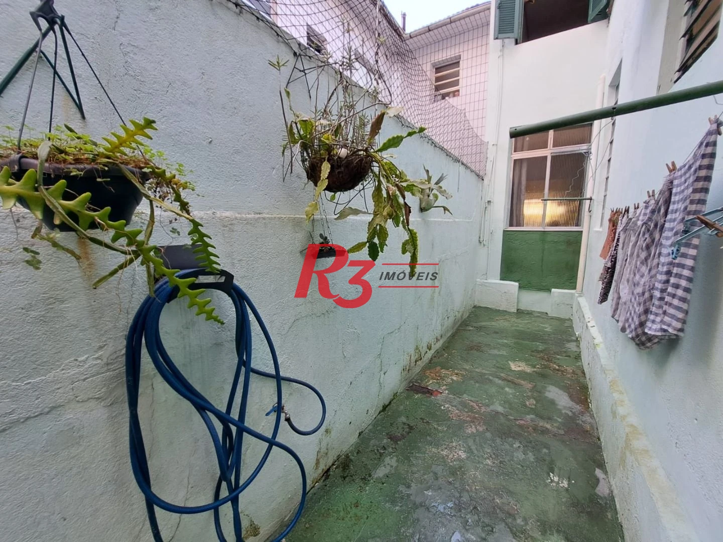 Sobrado com 2 dormitórios à venda, 186 m² por R$ 800.000,00 - Campo Grande - Santos/SP