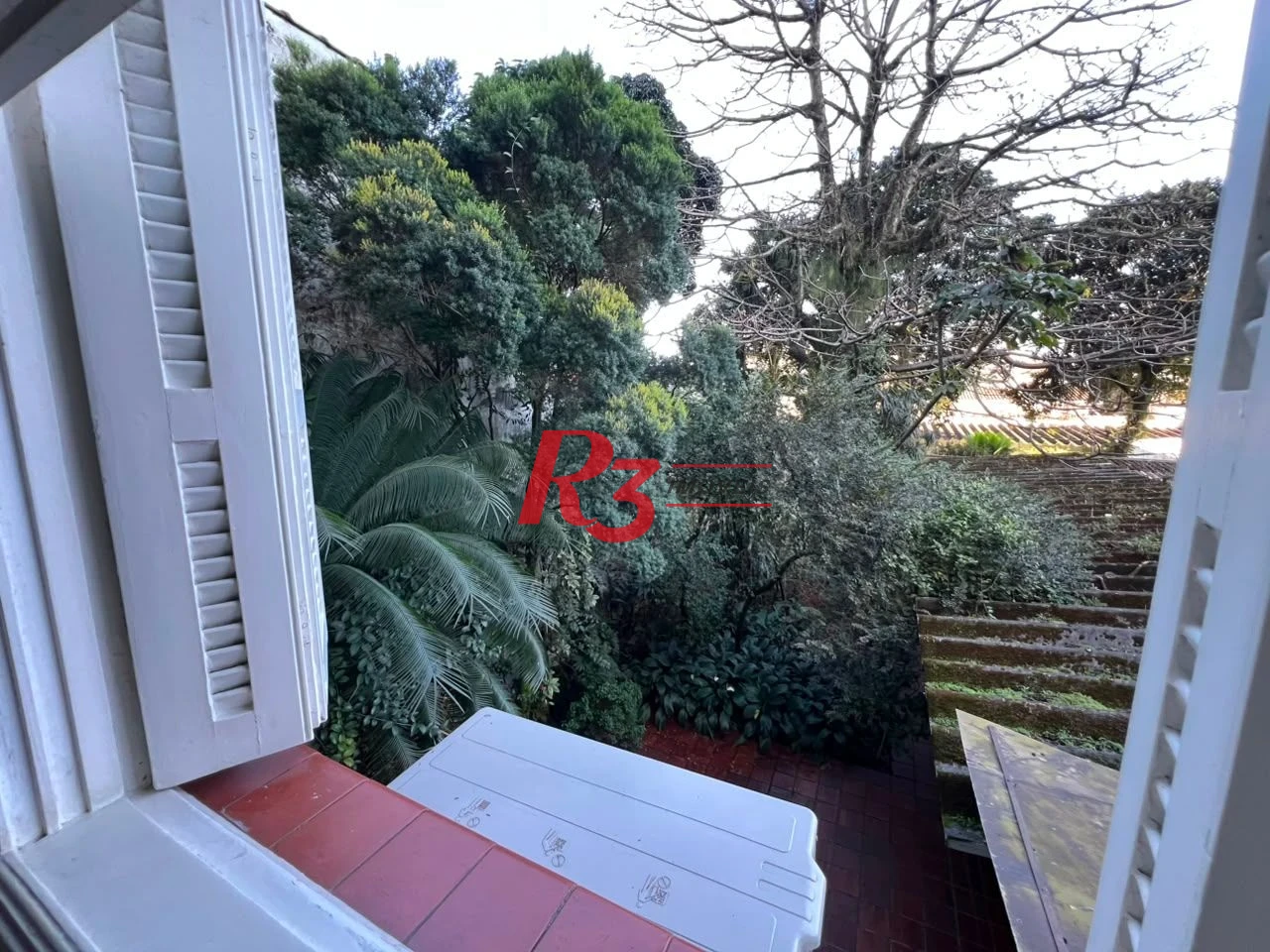 Sobrado com 3 dormitórios à venda, 226 m² por R$ 900.000,00 - Vila Matias - Santos/SP