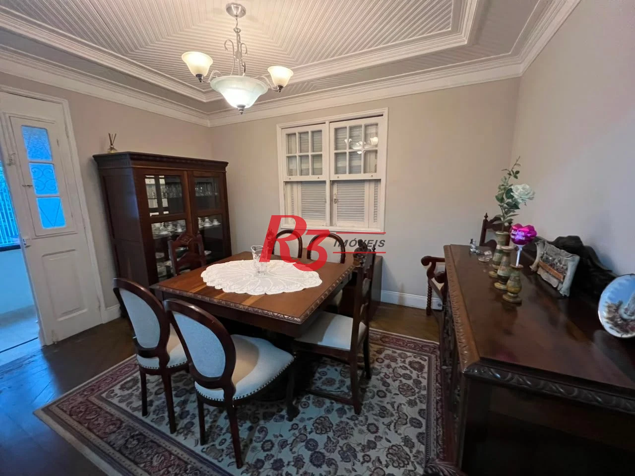 Sobrado com 3 dormitórios à venda, 226 m² por R$ 900.000,00 - Vila Matias - Santos/SP
