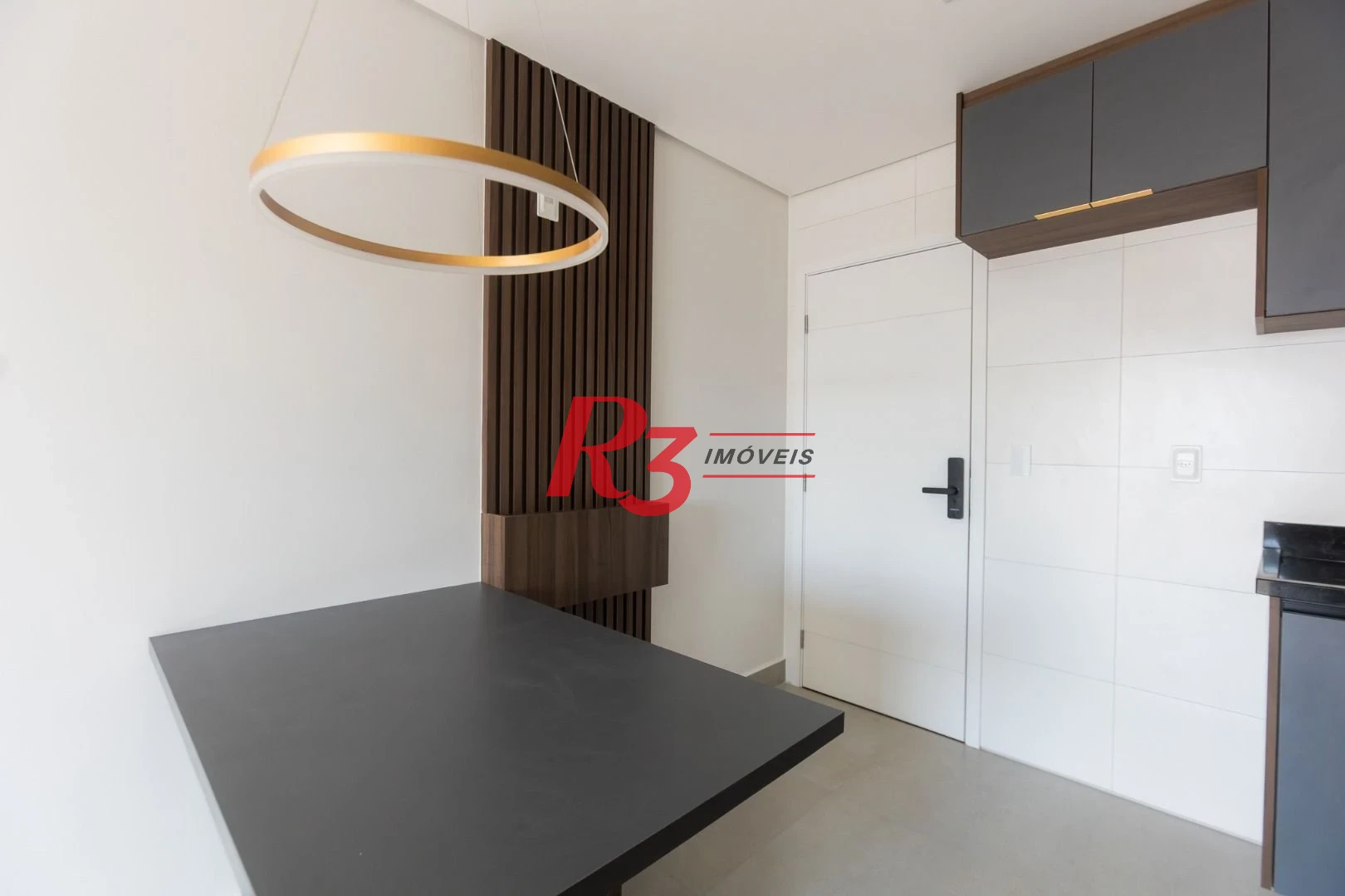 Apartamento com 2 dormitórios à venda, 56 m² por R$ 750.000,00 - Macuco - Santos/SP