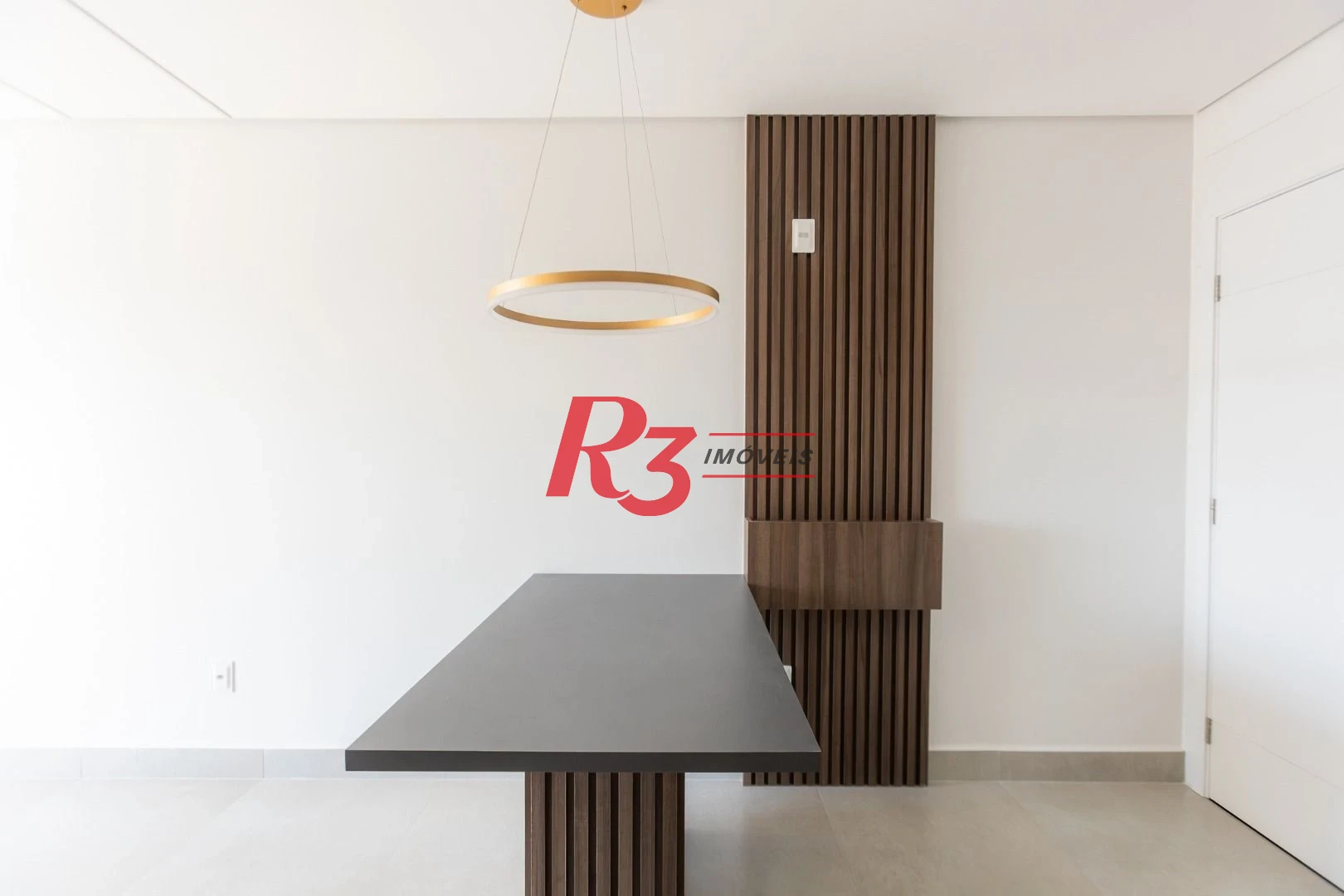 Apartamento com 2 dormitórios à venda, 56 m² por R$ 750.000,00 - Macuco - Santos/SP