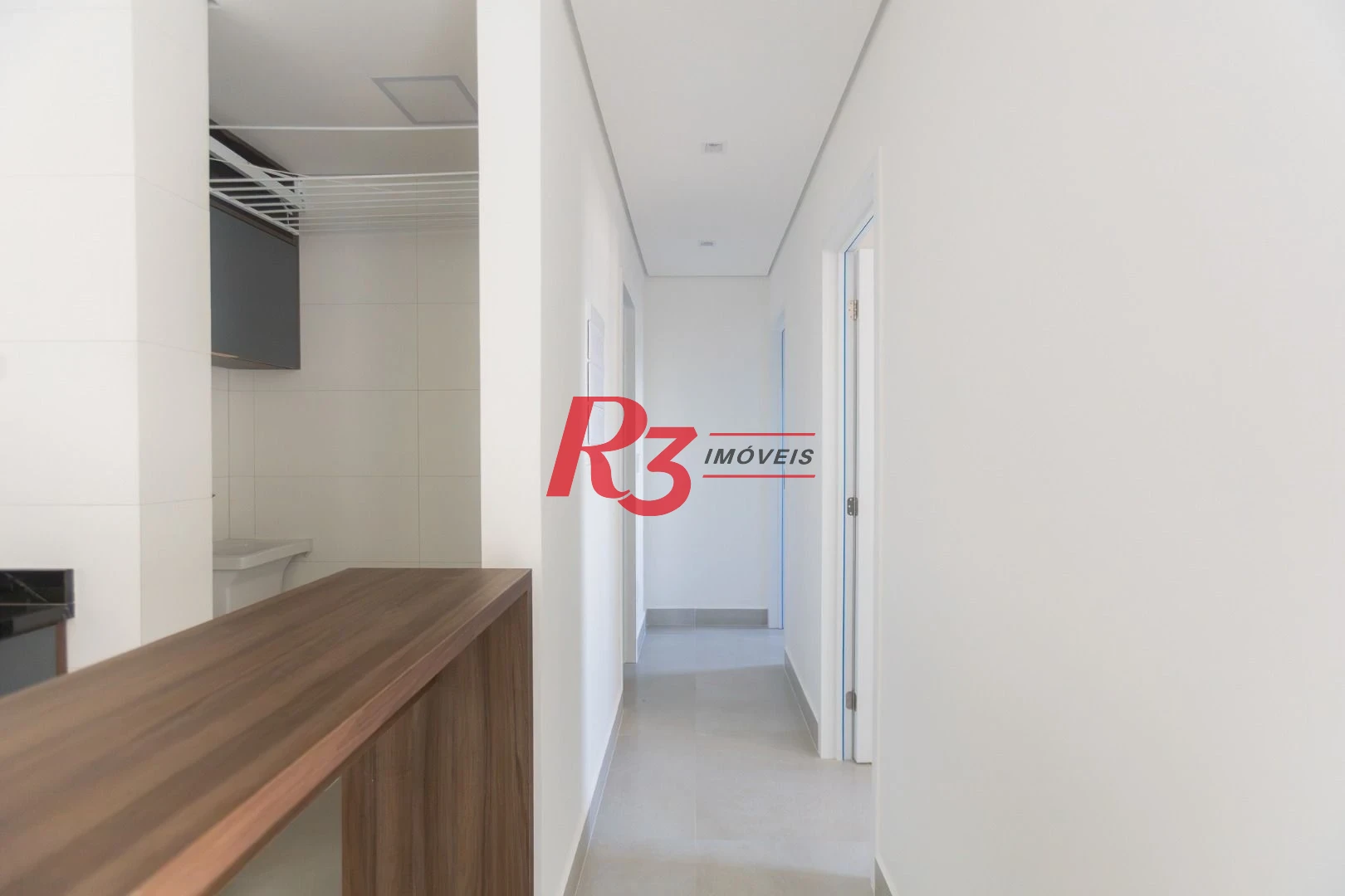 Apartamento com 2 dormitórios à venda, 56 m² por R$ 750.000,00 - Macuco - Santos/SP