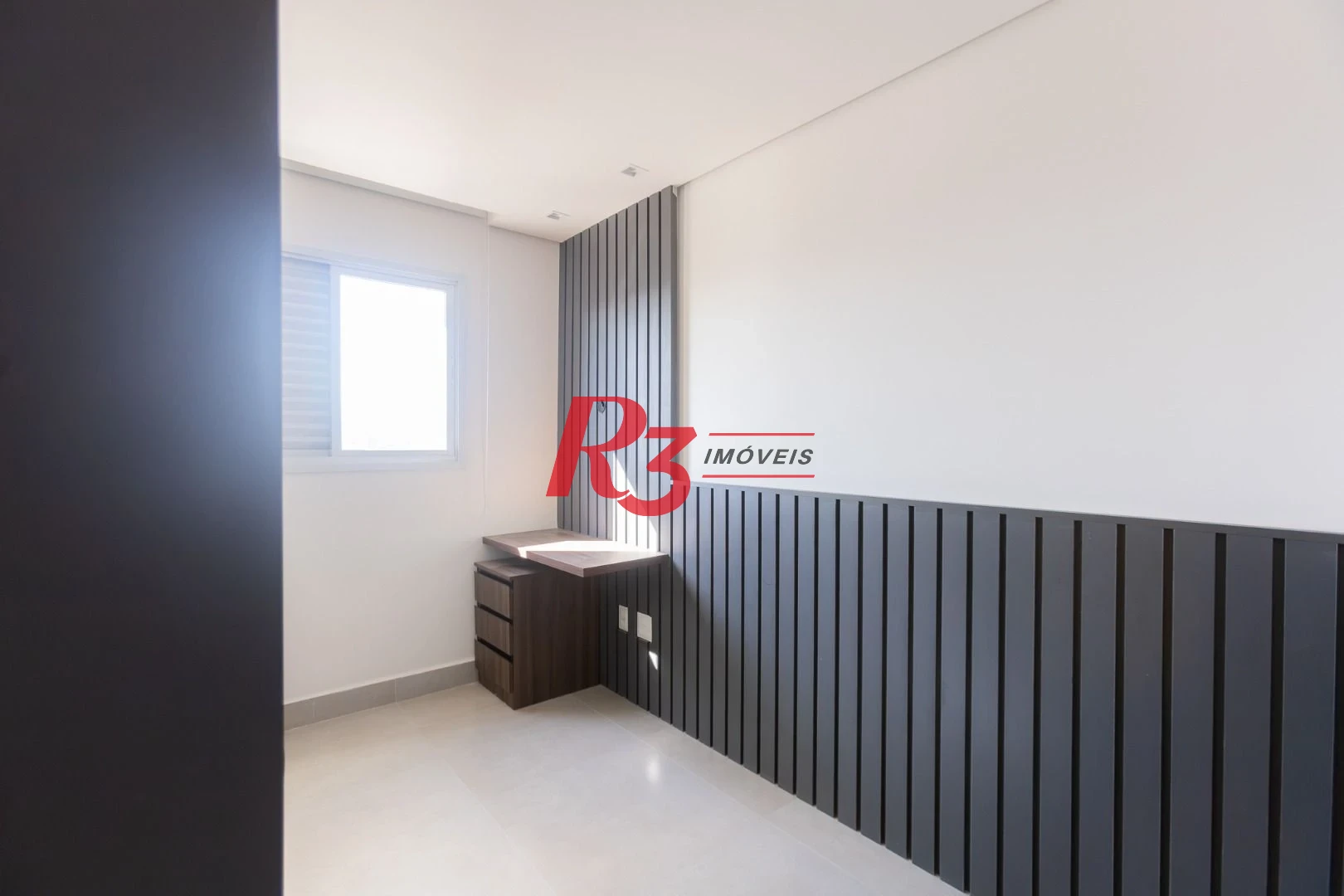 Apartamento com 2 dormitórios à venda, 56 m² por R$ 750.000,00 - Macuco - Santos/SP