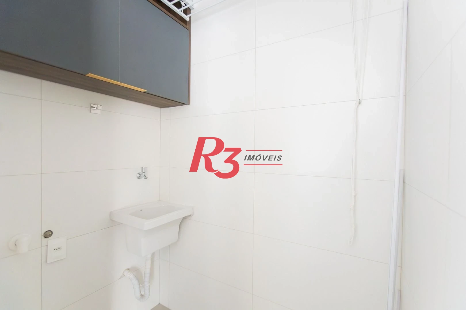 Apartamento com 2 dormitórios à venda, 56 m² por R$ 750.000,00 - Macuco - Santos/SP