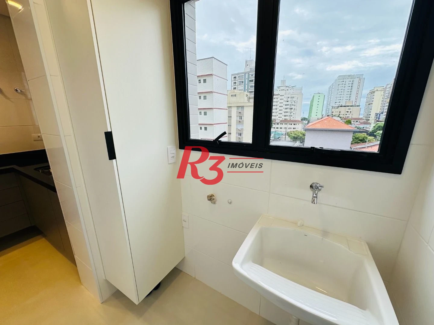 Apartamento com 1 dormitório à venda, 52 m² por R$ 890.000,00 - Aparecida - Santos/SP
