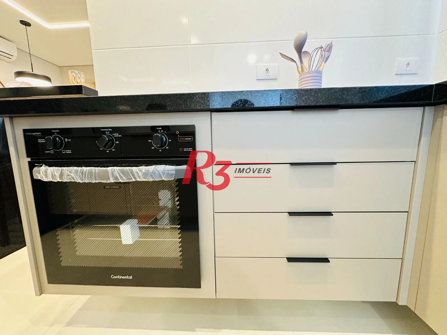 Apartamento com 1 dormitório à venda, 52 m² por R$ 890.000,00 - Aparecida - Santos/SP