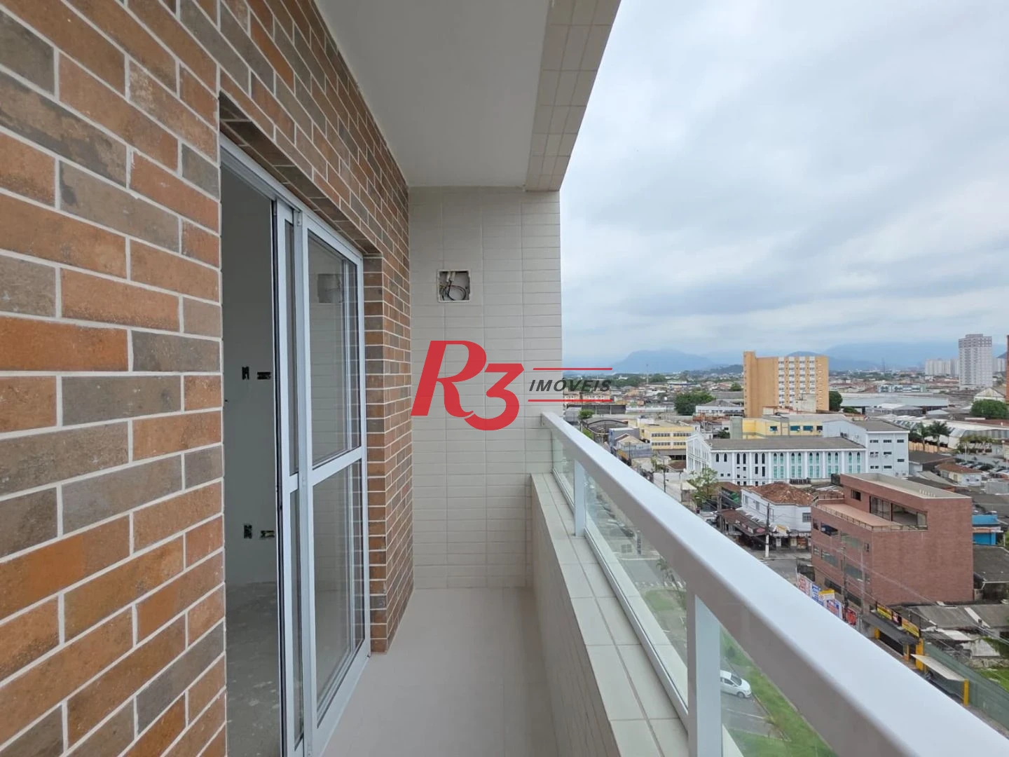 Apartamento com 2 dormitórios à venda, 62 m² por R$ 510.000,00 - Centro - São Vicente/SP