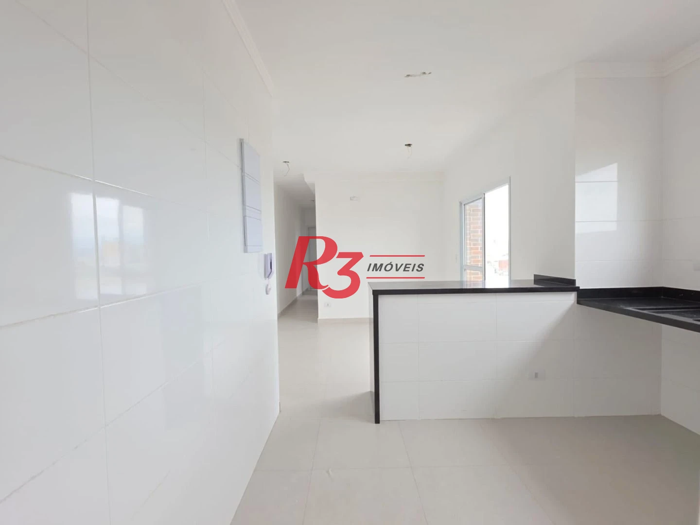 Apartamento com 2 dormitórios à venda, 62 m² por R$ 510.000,00 - Centro - São Vicente/SP