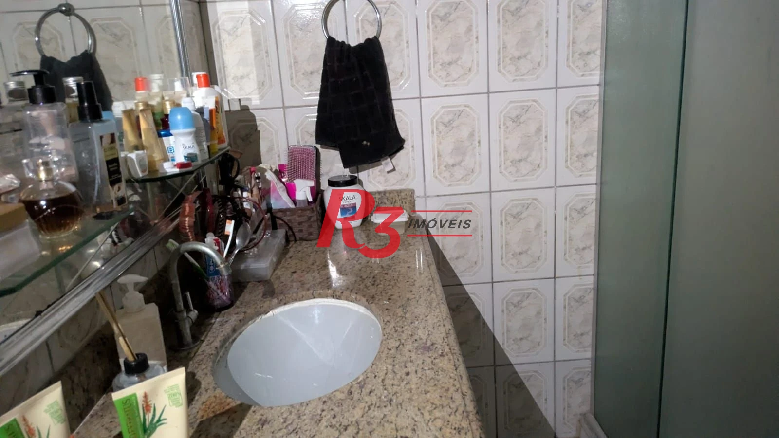 Casa com 2 dormitórios à venda, 75 m² por R$ 450.000,00 - Vila Matias - Santos/SP
