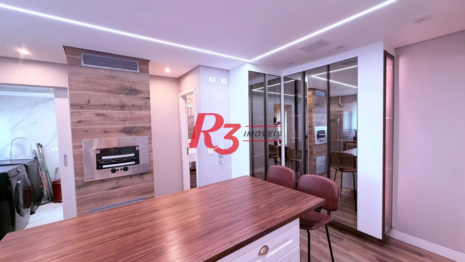 Apartamento com 4 dormitórios à venda, 133 m² por R$ 2.200.000,00 - Boqueirão - Santos/SP