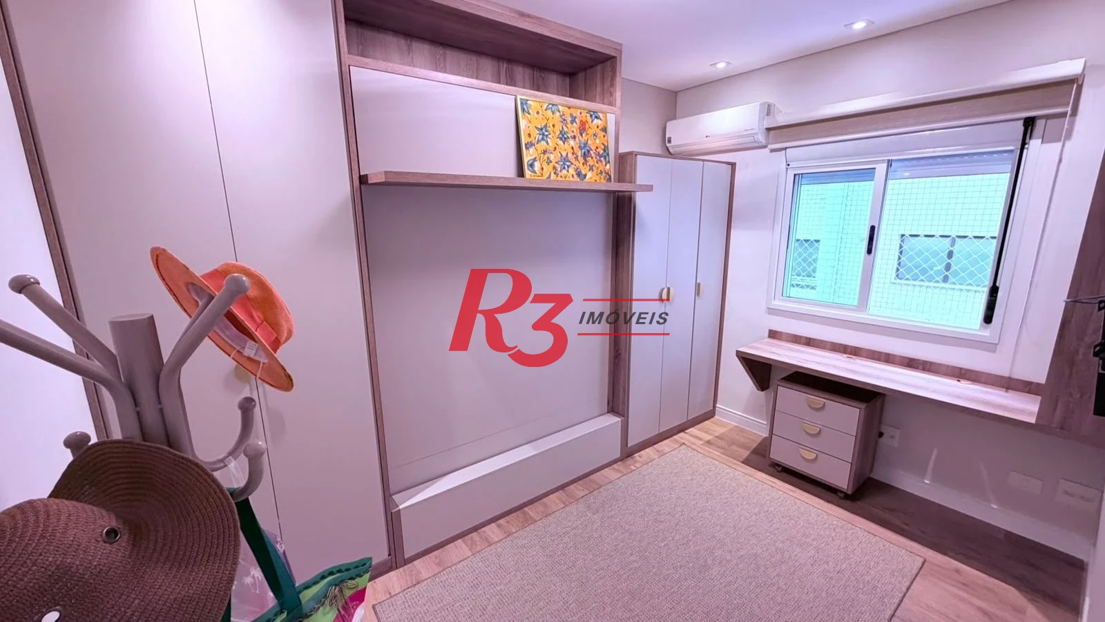 Apartamento com 4 dormitórios à venda, 133 m² por R$ 2.200.000,00 - Boqueirão - Santos/SP