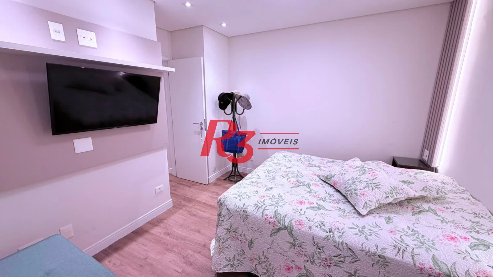 Apartamento com 4 dormitórios à venda, 133 m² por R$ 2.200.000,00 - Boqueirão - Santos/SP