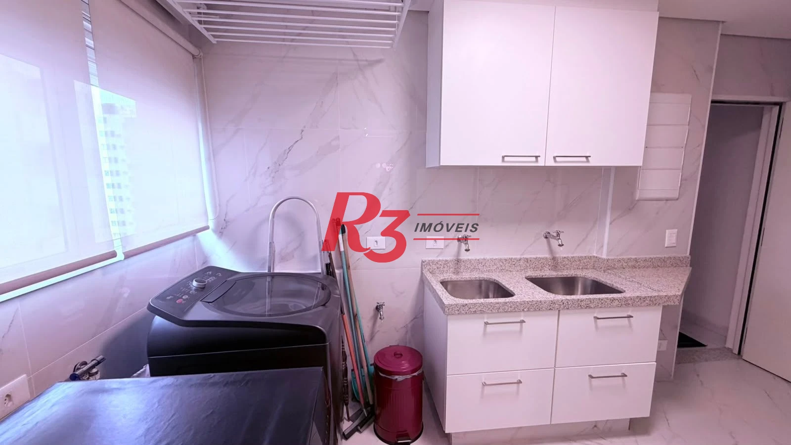 Apartamento com 4 dormitórios à venda, 133 m² por R$ 2.200.000,00 - Boqueirão - Santos/SP