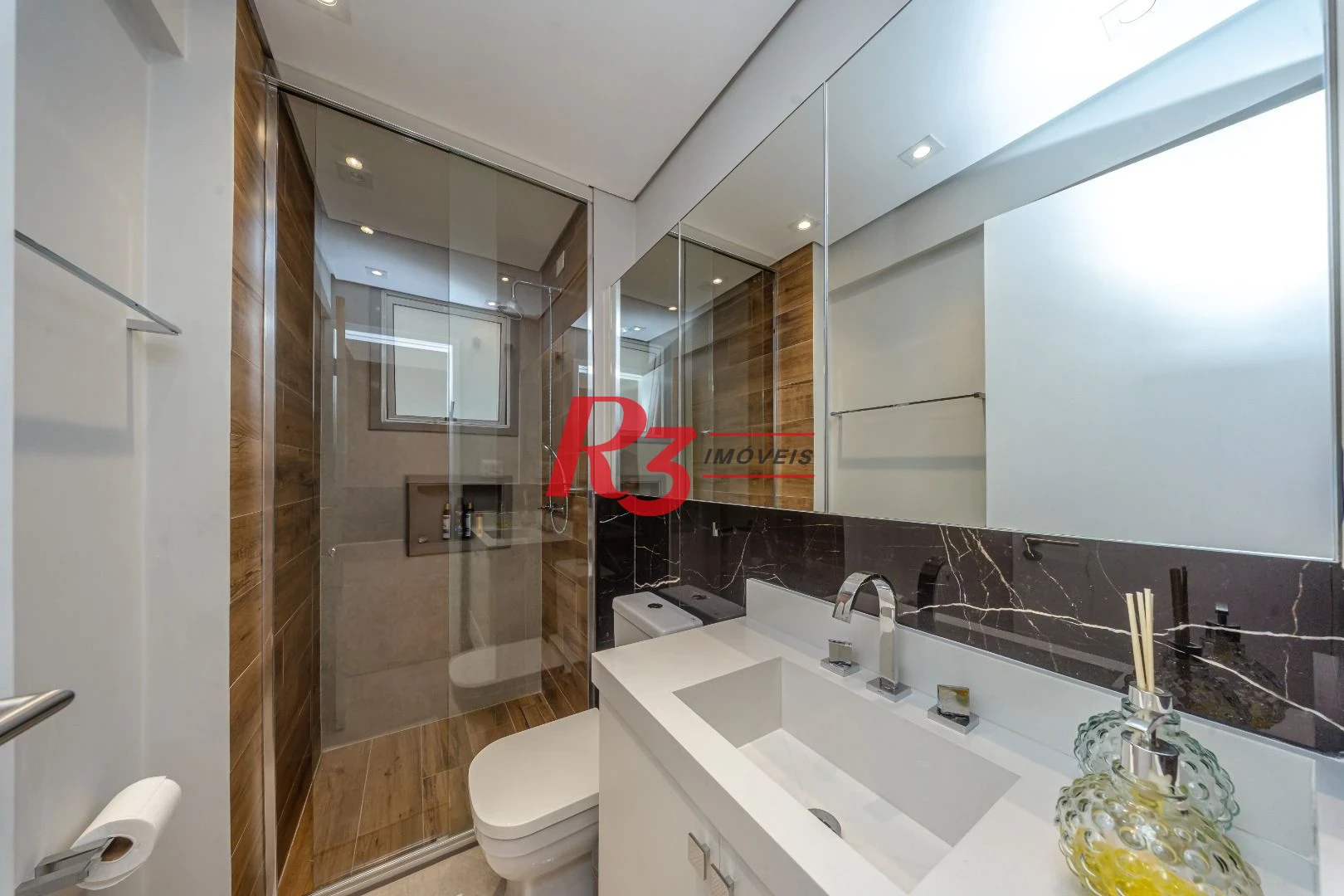 Apartamento com 4 dormitórios à venda, 133 m² por R$ 2.200.000,00 - Boqueirão - Santos/SP