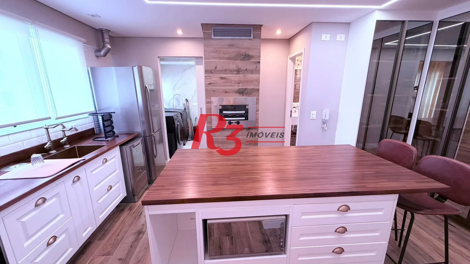 Apartamento com 4 dormitórios à venda, 133 m² por R$ 2.200.000,00 - Boqueirão - Santos/SP