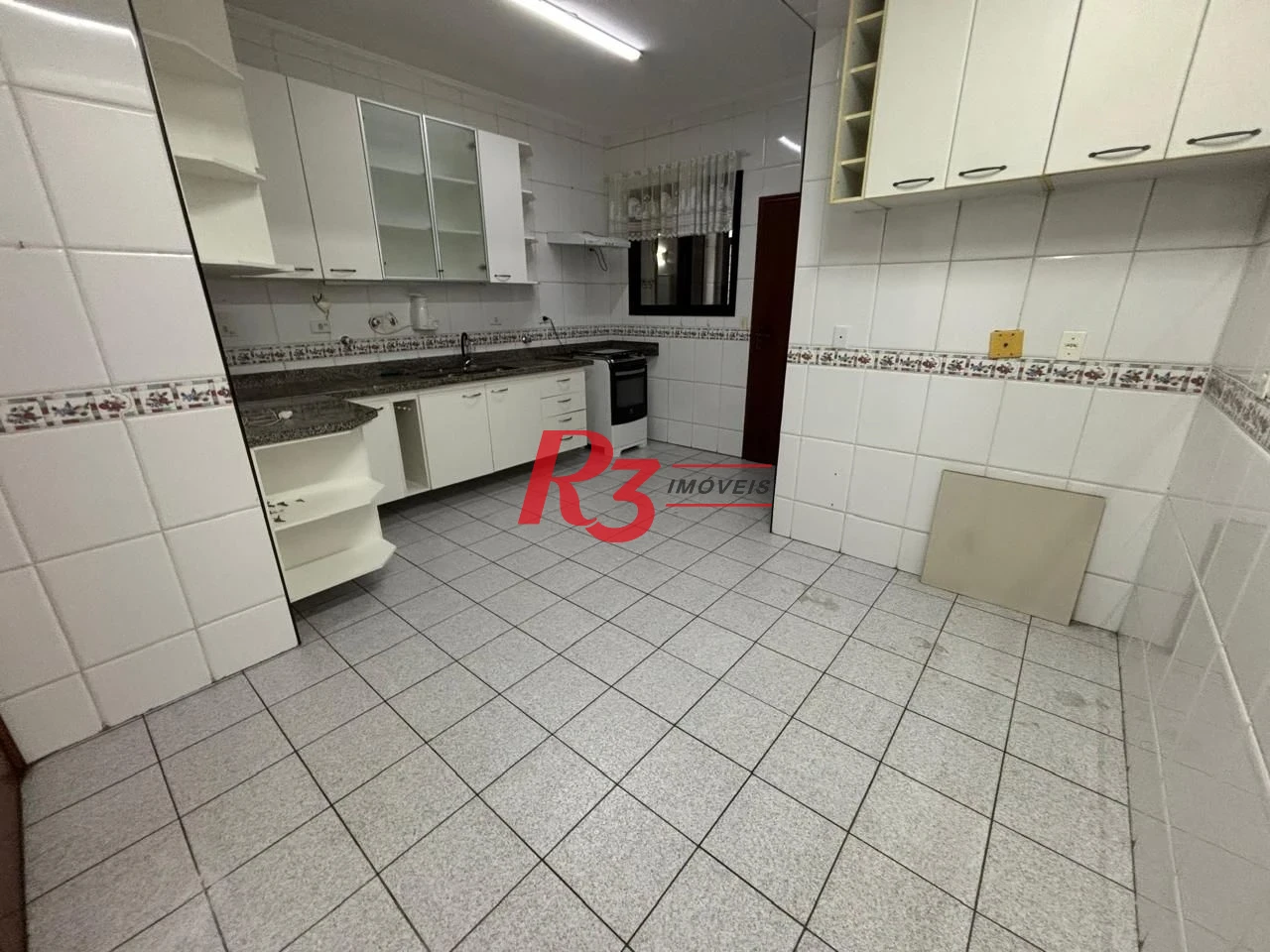 Apartamento com 2 dormitórios para alugar, 107 m² por R$ 6.000,00/mês - Aparecida - Santos/SP