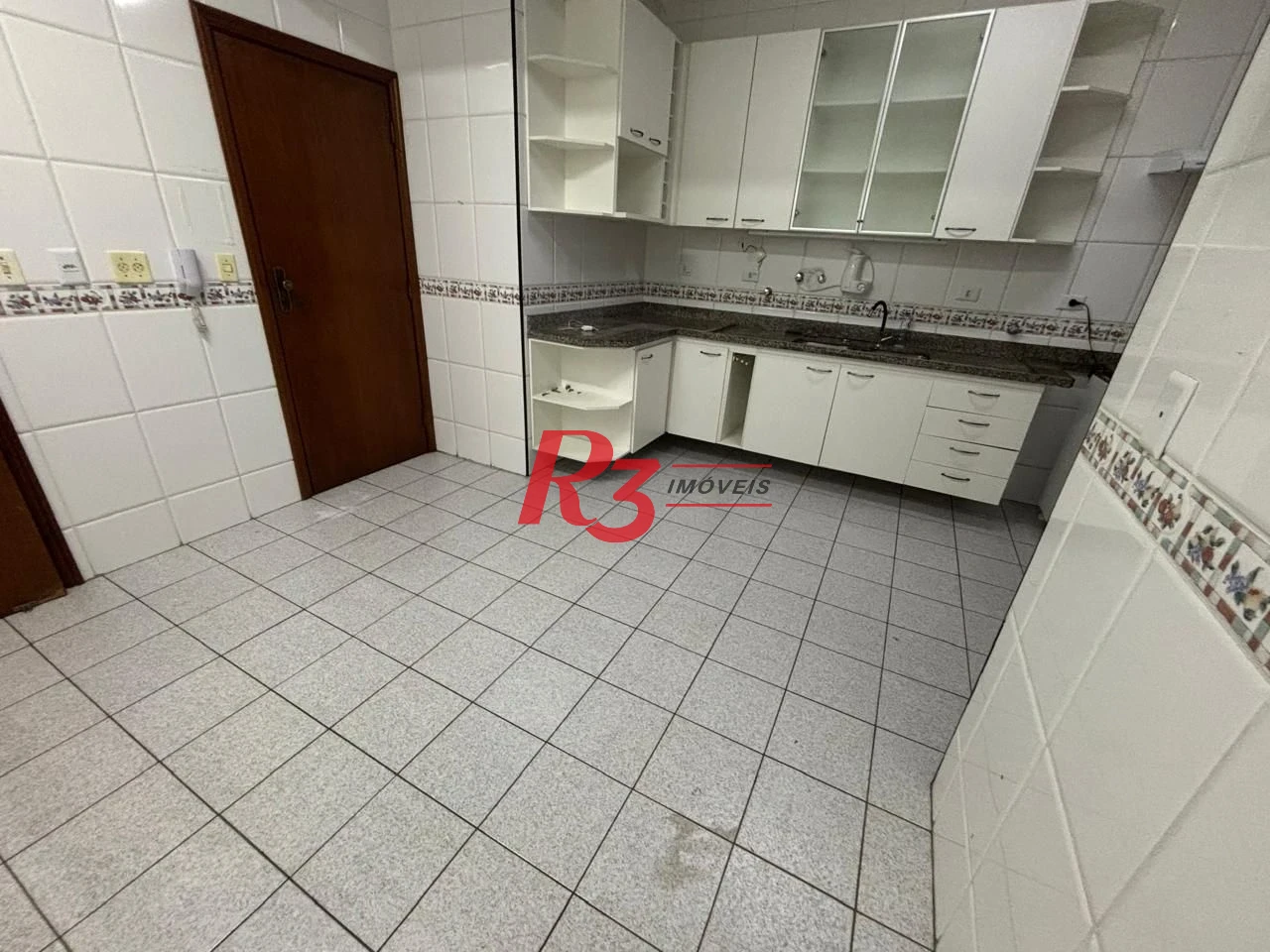 Apartamento com 2 dormitórios para alugar, 107 m² por R$ 6.000,00/mês - Aparecida - Santos/SP