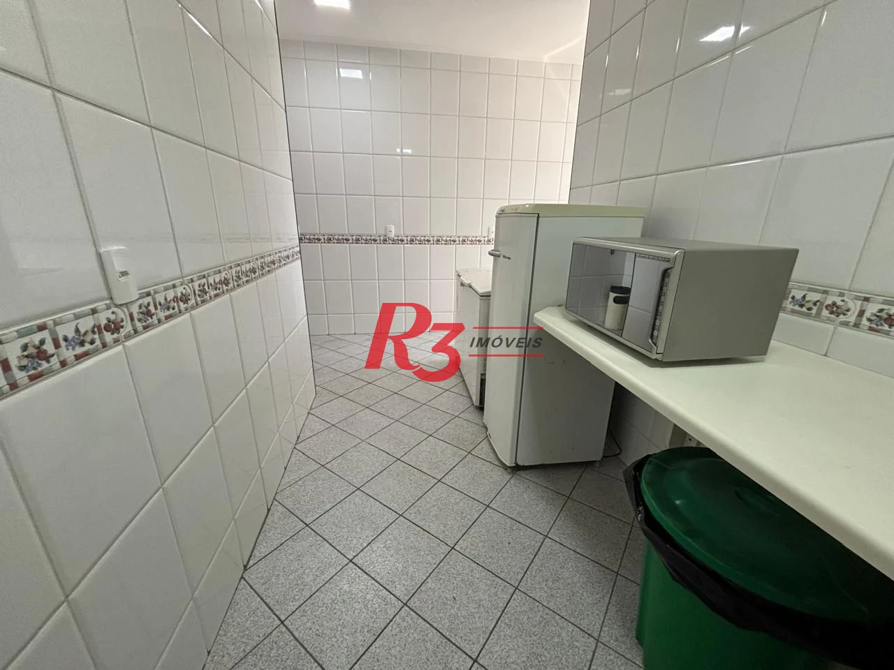 Apartamento com 2 dormitórios para alugar, 107 m² por R$ 6.000,00/mês - Aparecida - Santos/SP