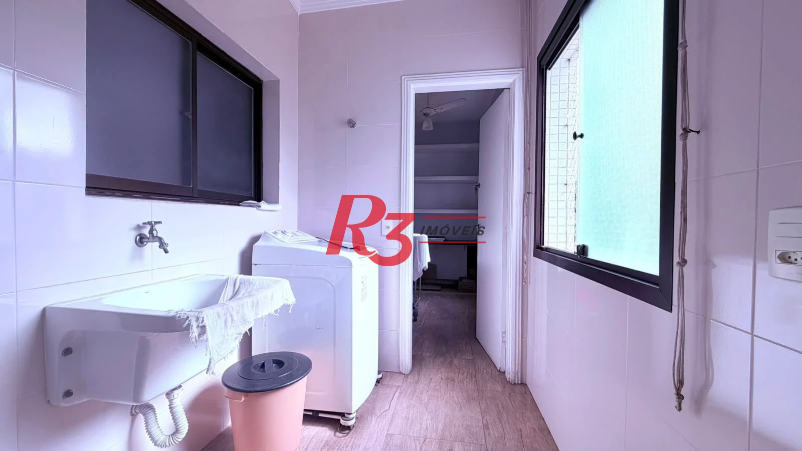 Apartamento com 2 dormitórios para alugar, 99 m² por R$ 6.000,00/mês - Boqueirão - Santos/SP