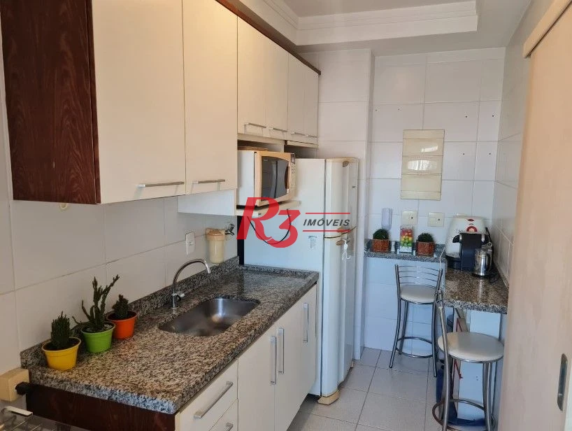 Apartamento com 2 dormitórios à venda, 68 m² por R$ 780.000,00 - Gonzaga - Santos/SP