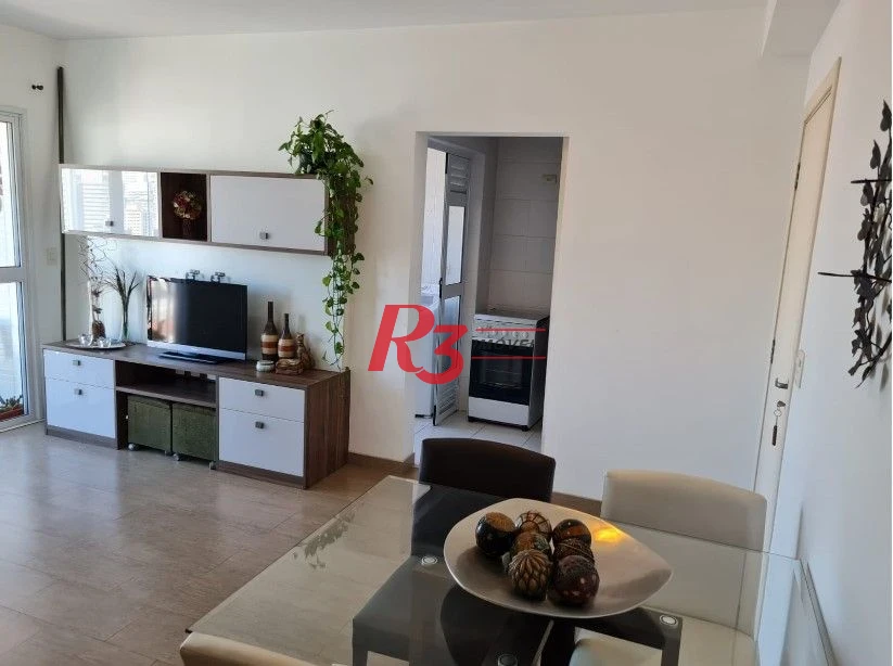Apartamento com 2 dormitórios à venda, 68 m² por R$ 780.000,00 - Gonzaga - Santos/SP