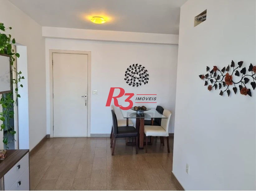 Apartamento com 2 dormitórios à venda, 68 m² por R$ 780.000,00 - Gonzaga - Santos/SP