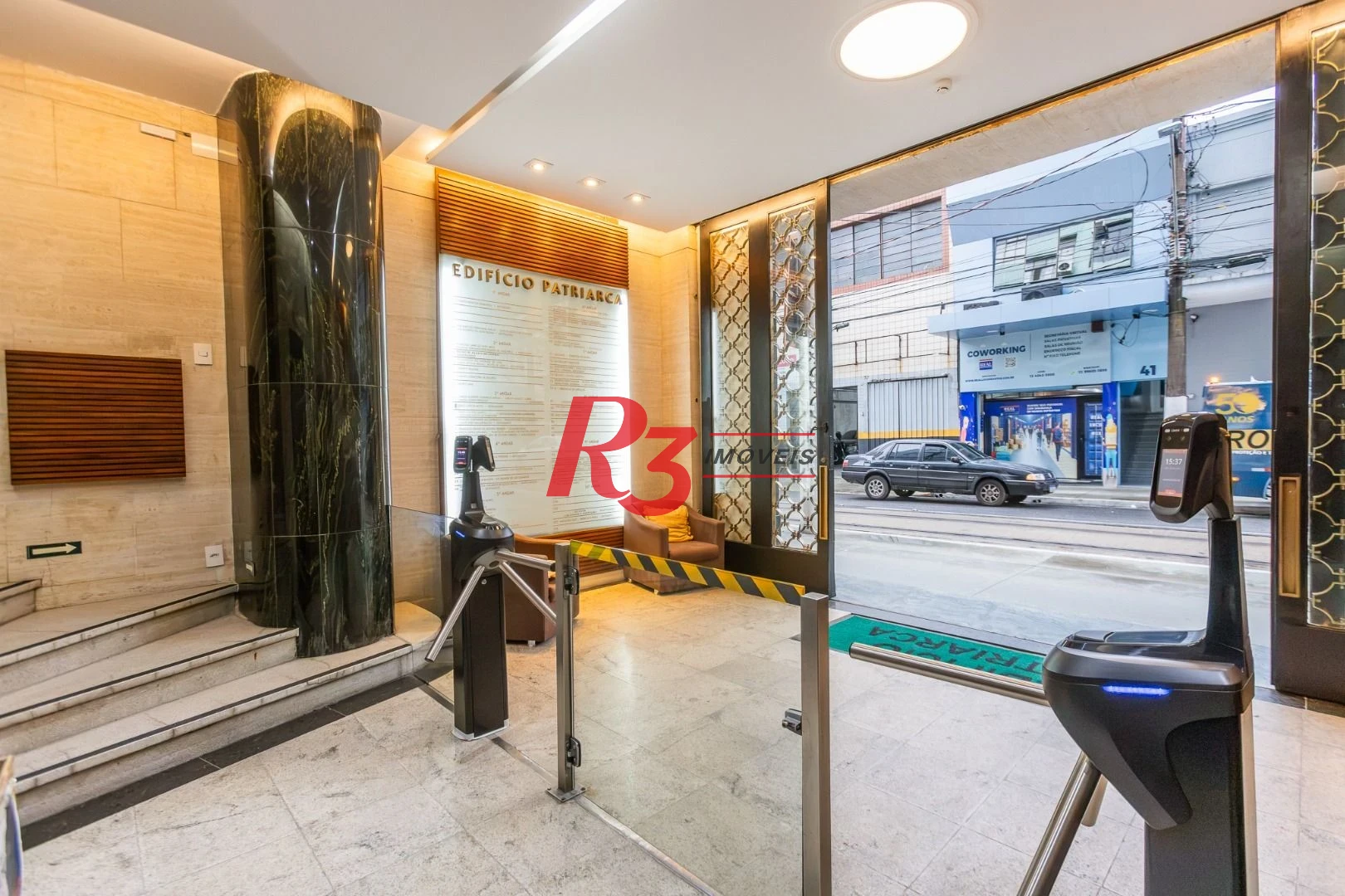 Sala à venda, 70 m² por R$ 330.000,00 - Centro - Santos/SP