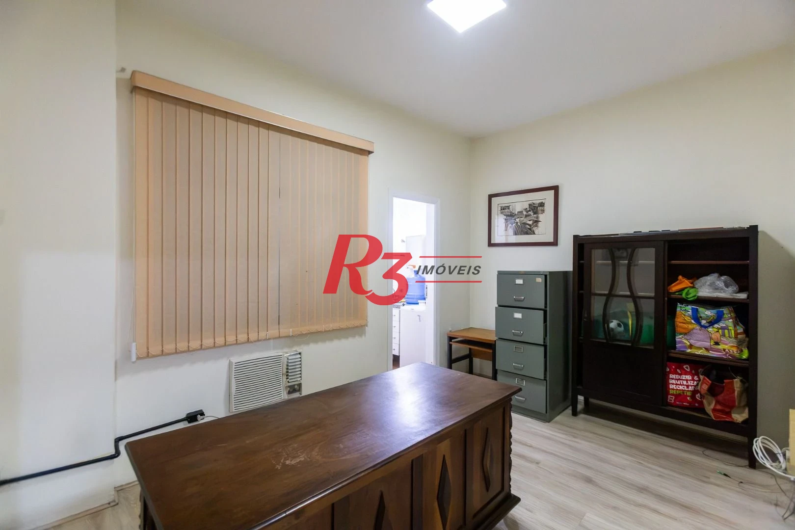 Sala à venda, 70 m² por R$ 330.000,00 - Centro - Santos/SP