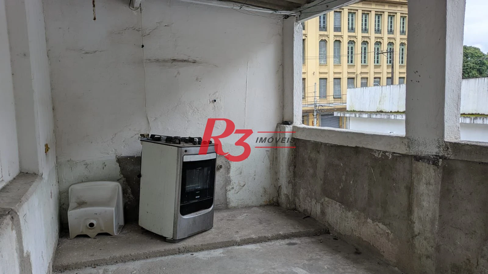 Sobrado com 3 dormitórios à venda, 120 m² - Centro - Santos/SP