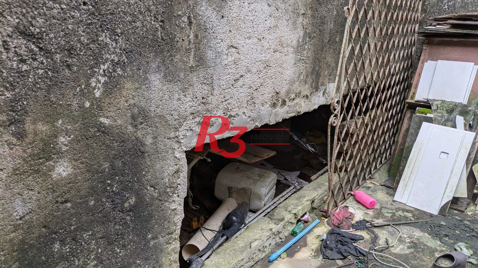 Sobrado com 3 dormitórios à venda, 120 m² - Centro - Santos/SP