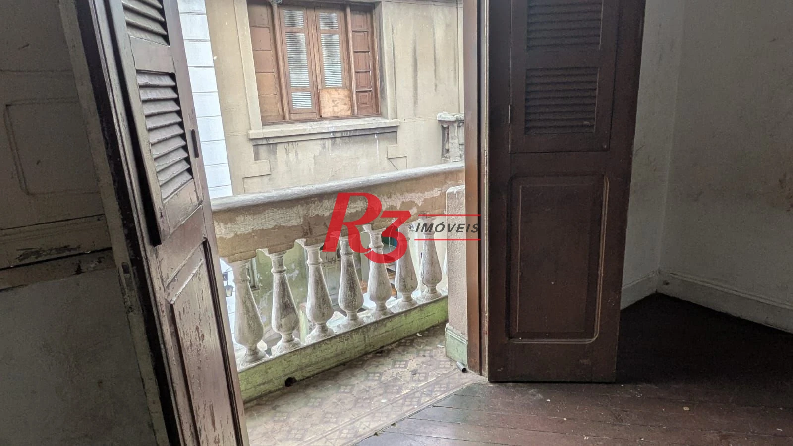 Sobrado com 3 dormitórios à venda, 120 m² - Centro - Santos/SP