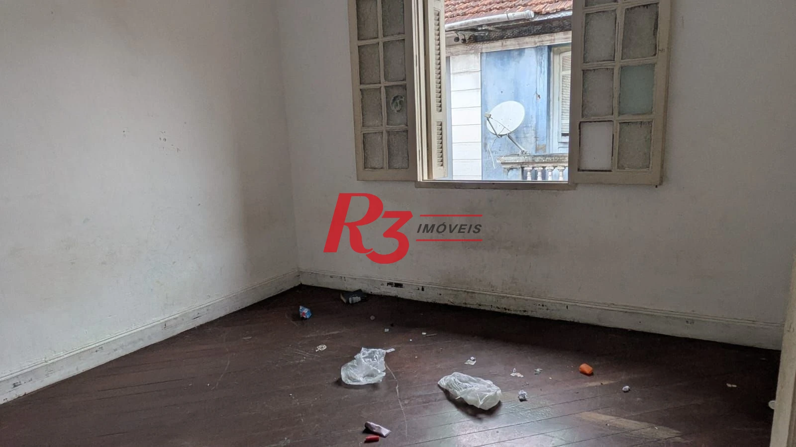 Sobrado com 3 dormitórios à venda, 120 m² - Centro - Santos/SP