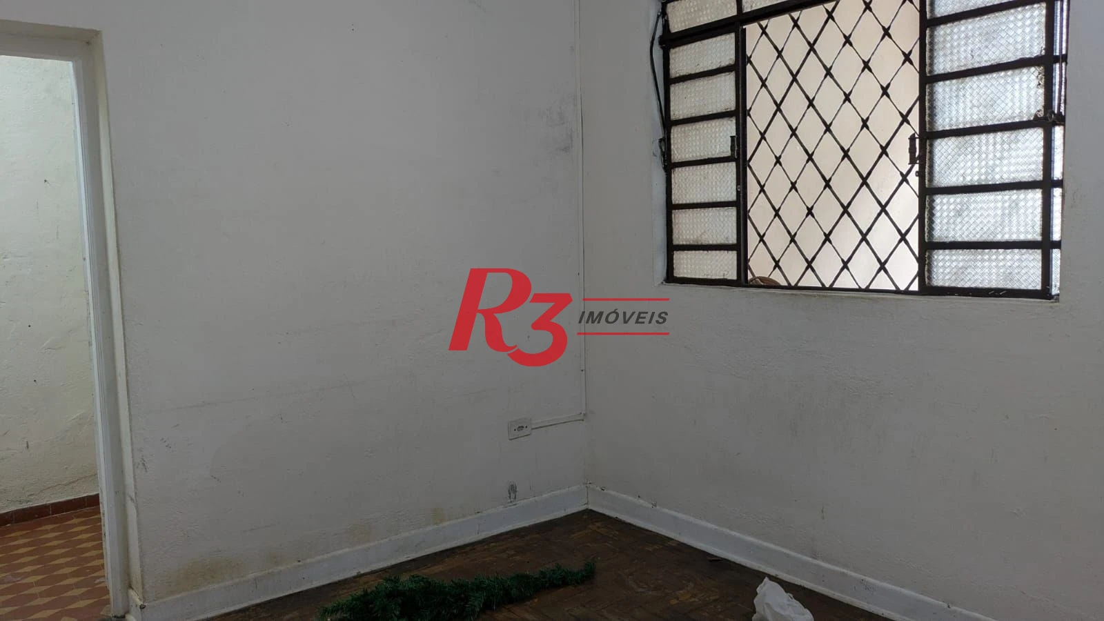 Sobrado com 3 dormitórios à venda, 120 m² - Centro - Santos/SP