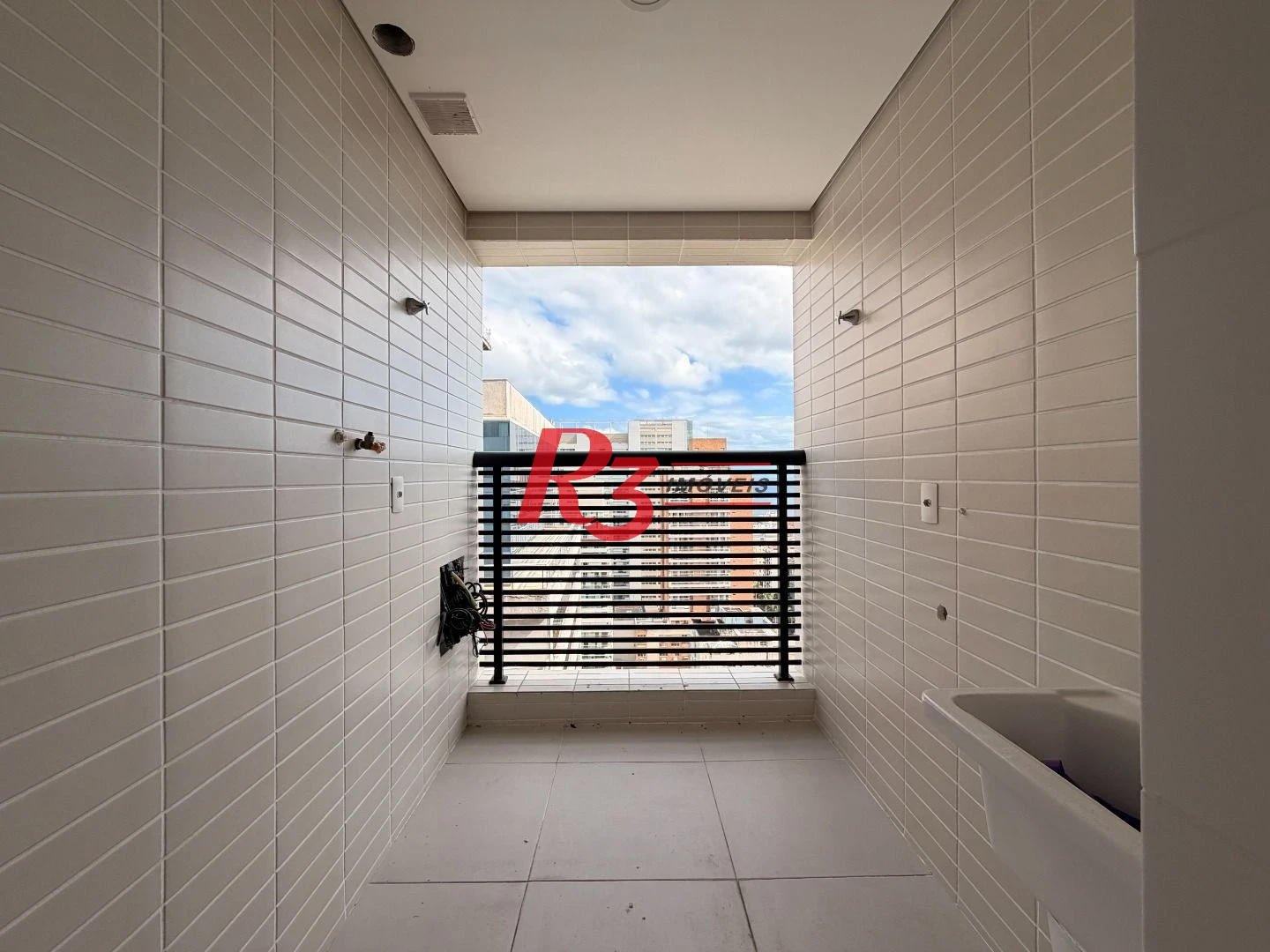 Apartamento com 3 dormitórios à venda, 110 m² por R$ 2.180.000,00 - Gonzaga - Santos/SP