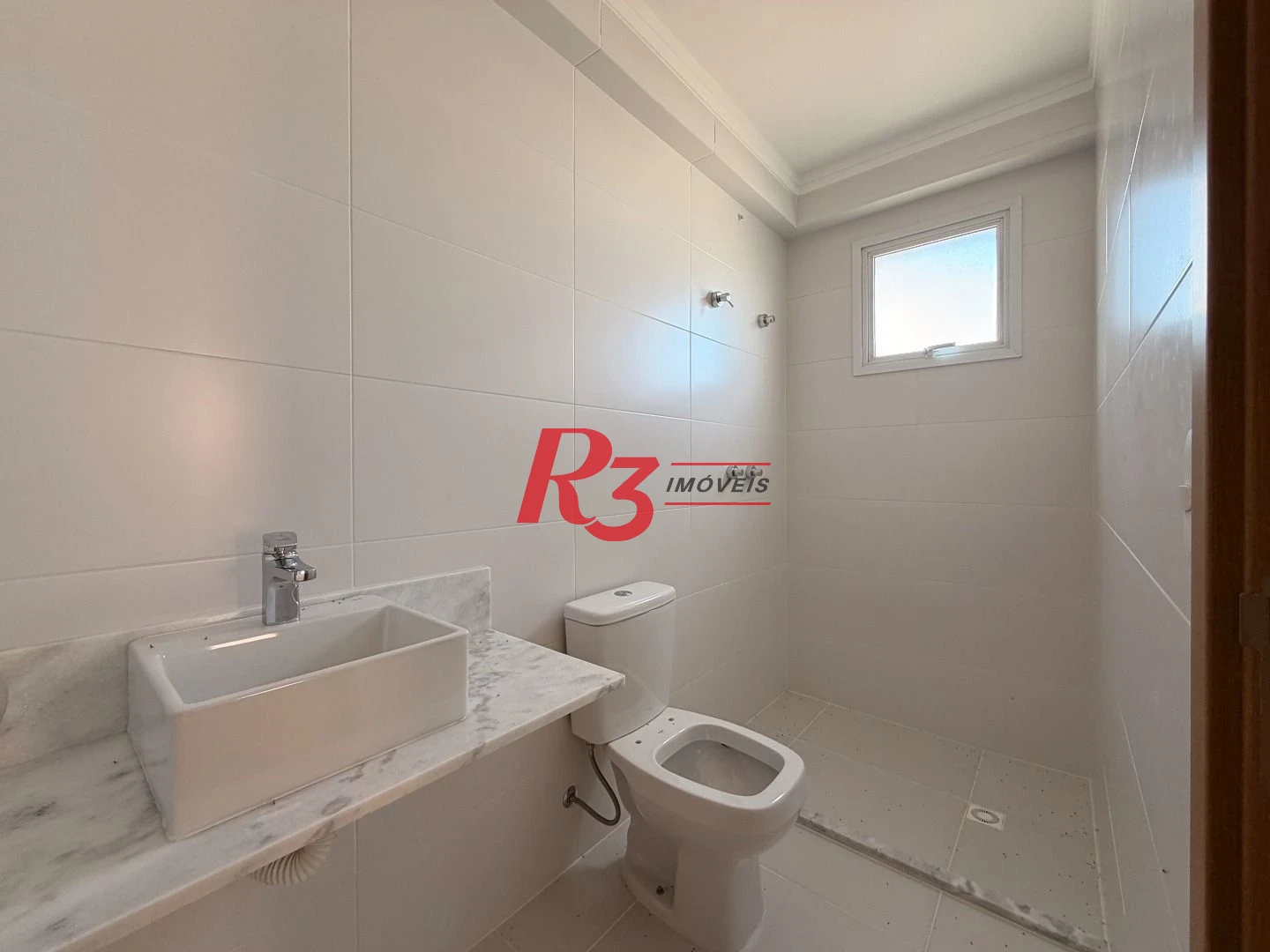 Apartamento com 3 dormitórios à venda, 110 m² por R$ 2.180.000,00 - Gonzaga - Santos/SP