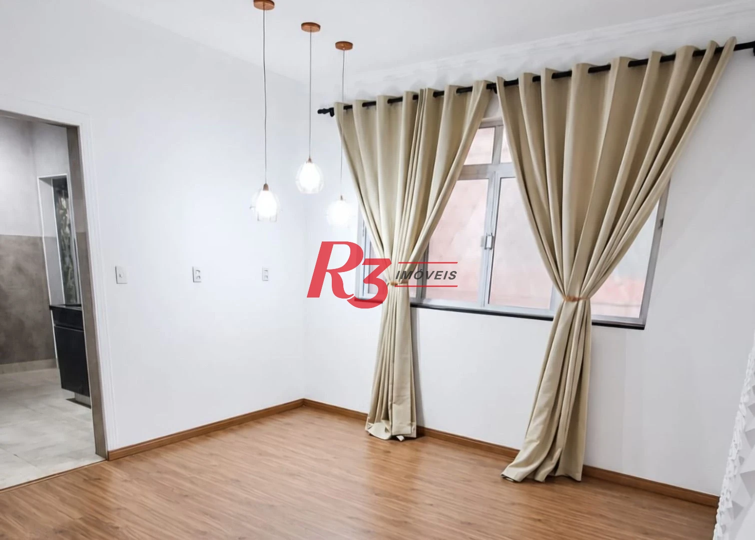 Apartamento com 2 dormitórios à venda, 75 m² por R$ 500.000,00 - Gonzaga - Santos/SP