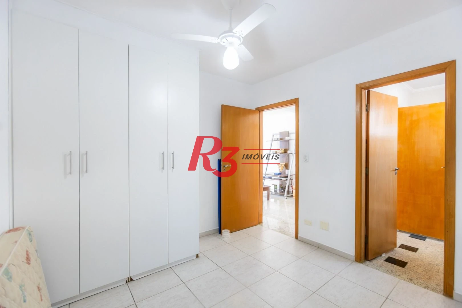 Village com 4 dormitórios à venda por R$ 1.450.000 - Embaré - Santos/SP