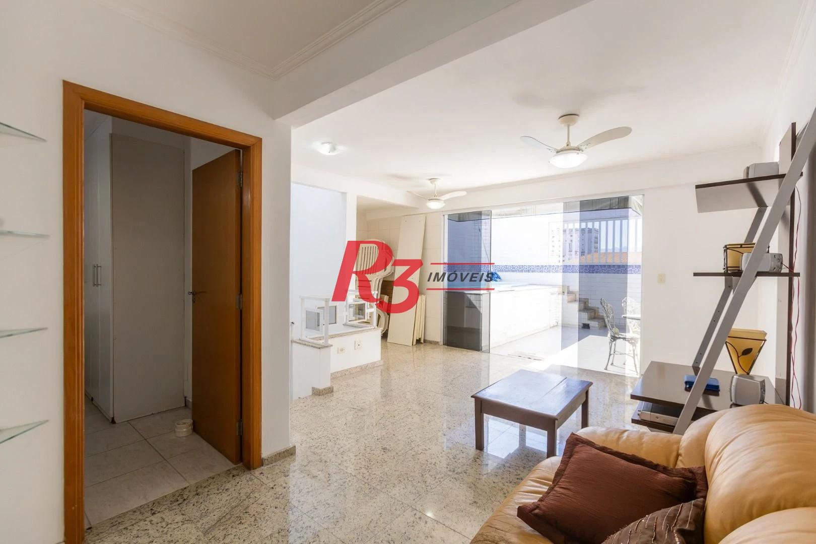 Village com 4 dormitórios à venda por R$ 1.450.000 - Embaré - Santos/SP
