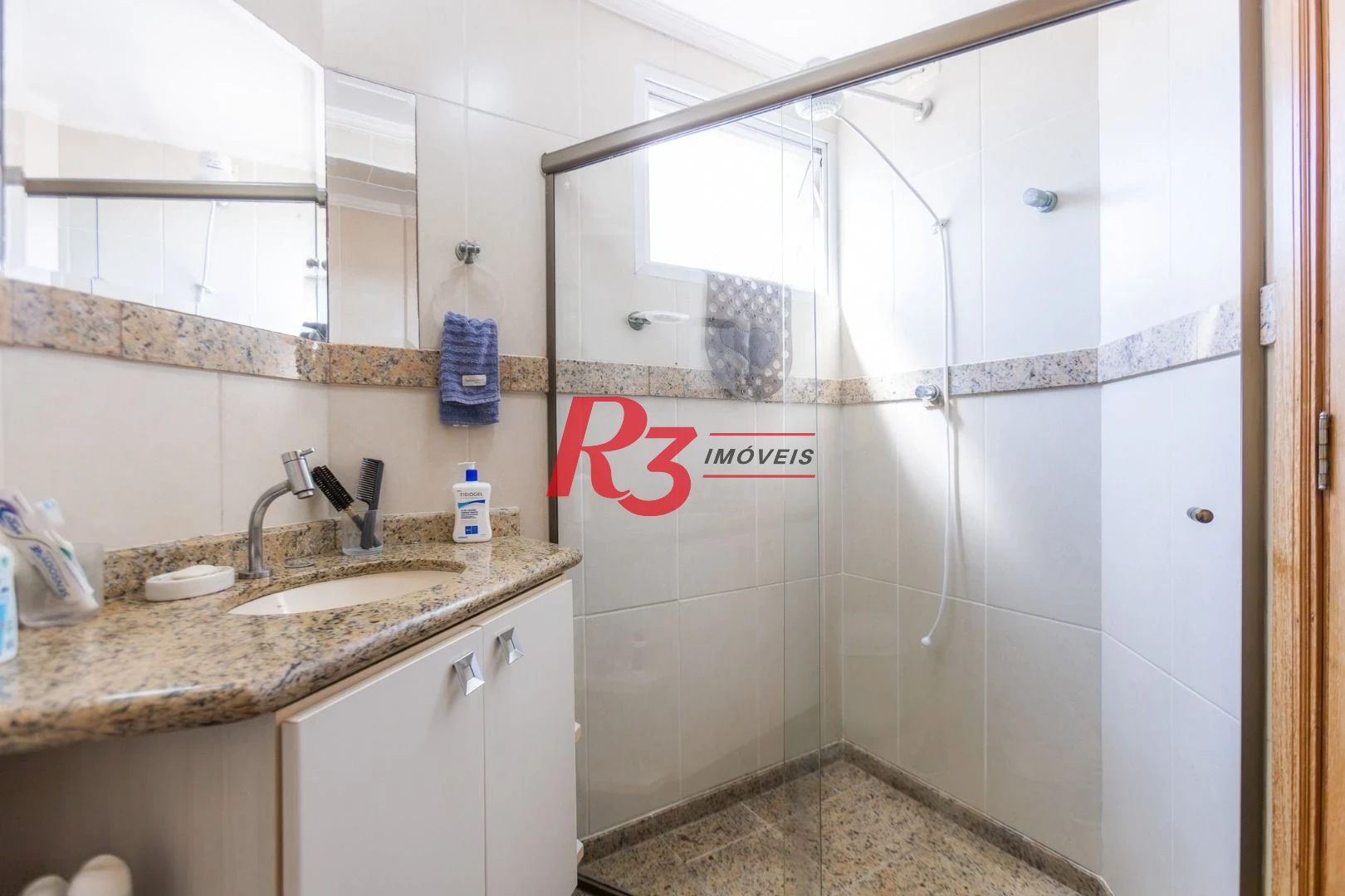 Village com 4 dormitórios à venda por R$ 1.450.000 - Embaré - Santos/SP
