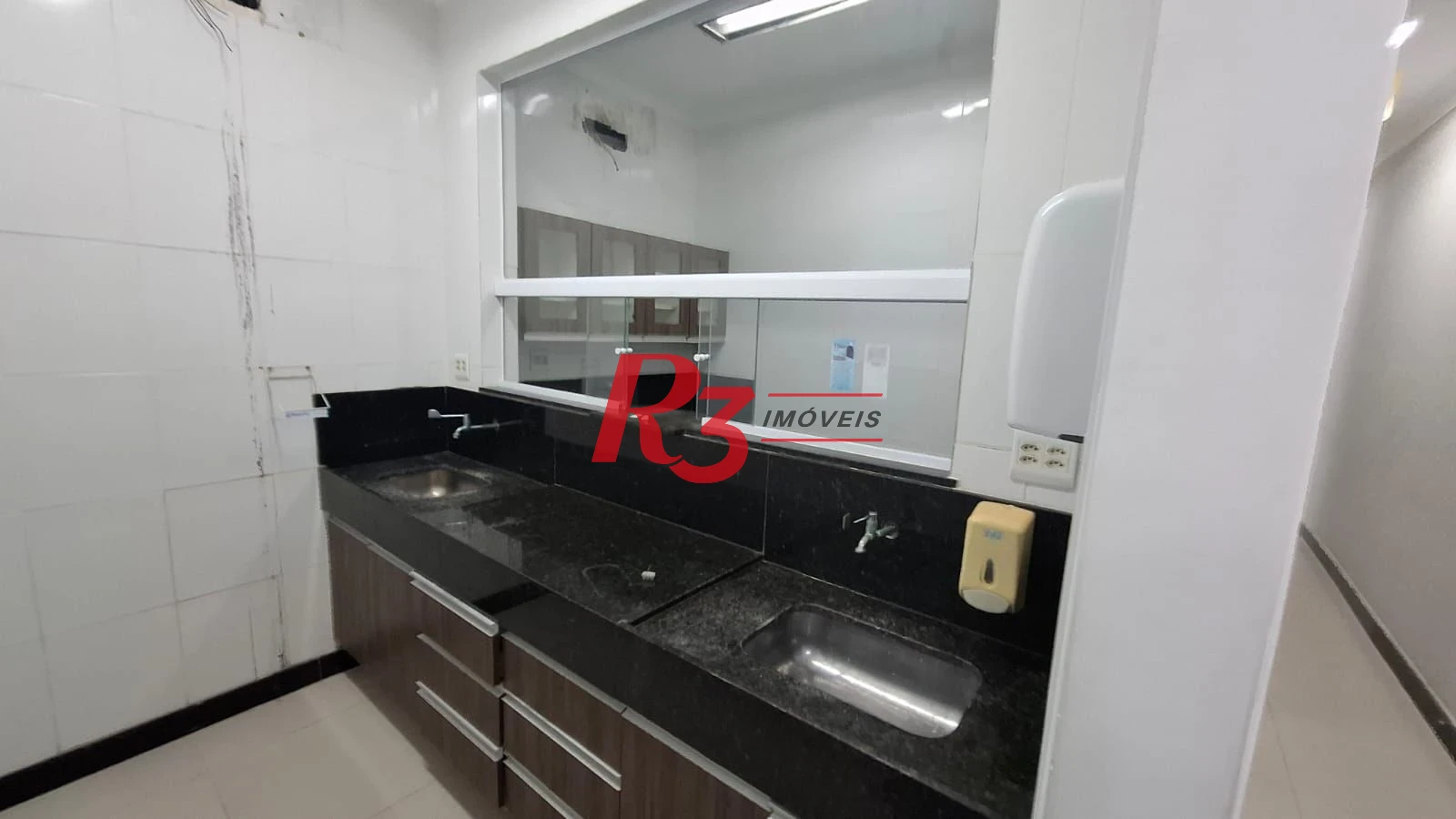 Prédio à venda, 1100 m² por R$ 2.500.000,00 - Centro - Santos/SP
