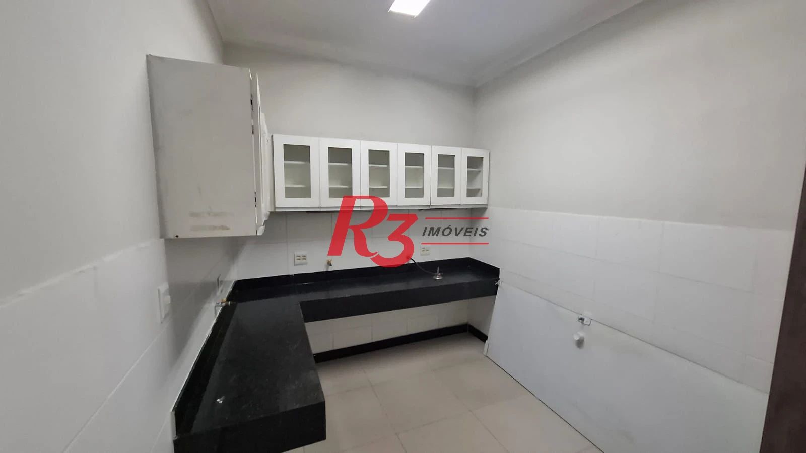 Prédio à venda, 1100 m² por R$ 2.500.000,00 - Centro - Santos/SP