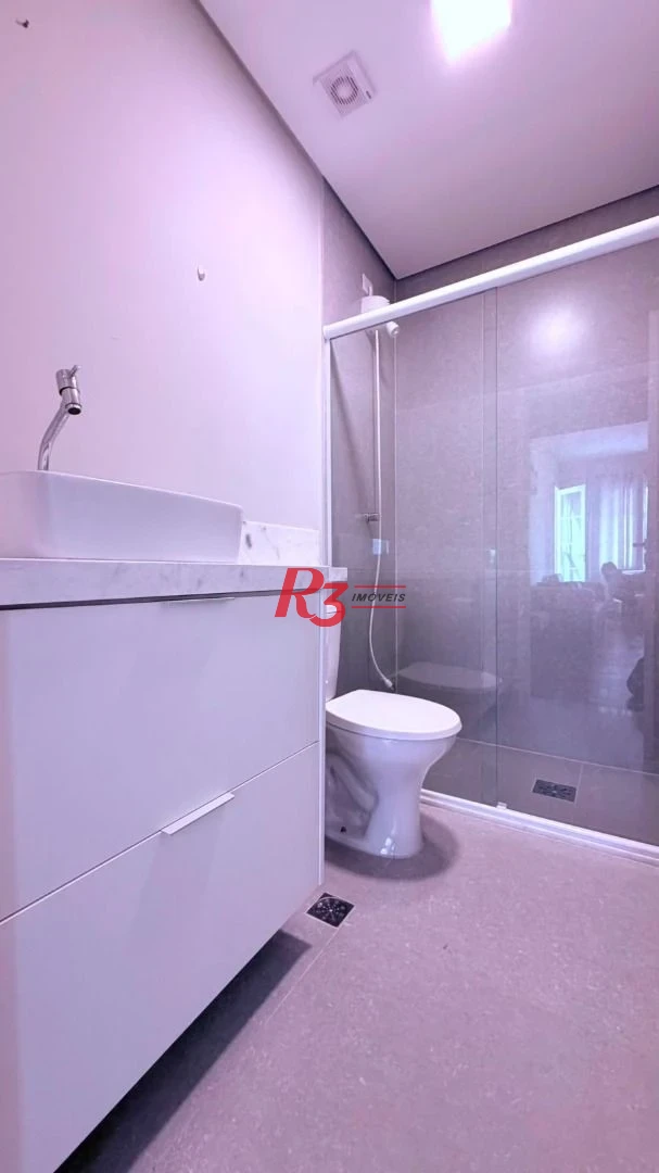 Apartamento com 2 dormitórios à venda, 100 m² por R$ 780.000,00 - Gonzaga - Santos/SP