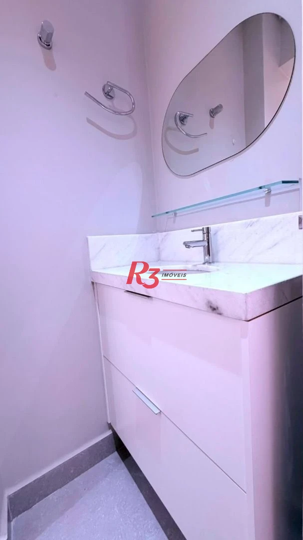 Apartamento com 2 dormitórios à venda, 100 m² por R$ 780.000,00 - Gonzaga - Santos/SP