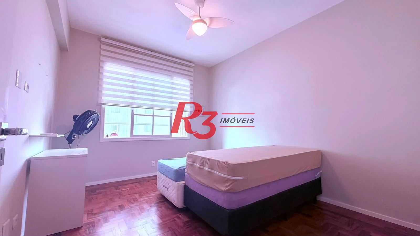 Apartamento com 2 dormitórios à venda, 100 m² por R$ 780.000,00 - Gonzaga - Santos/SP