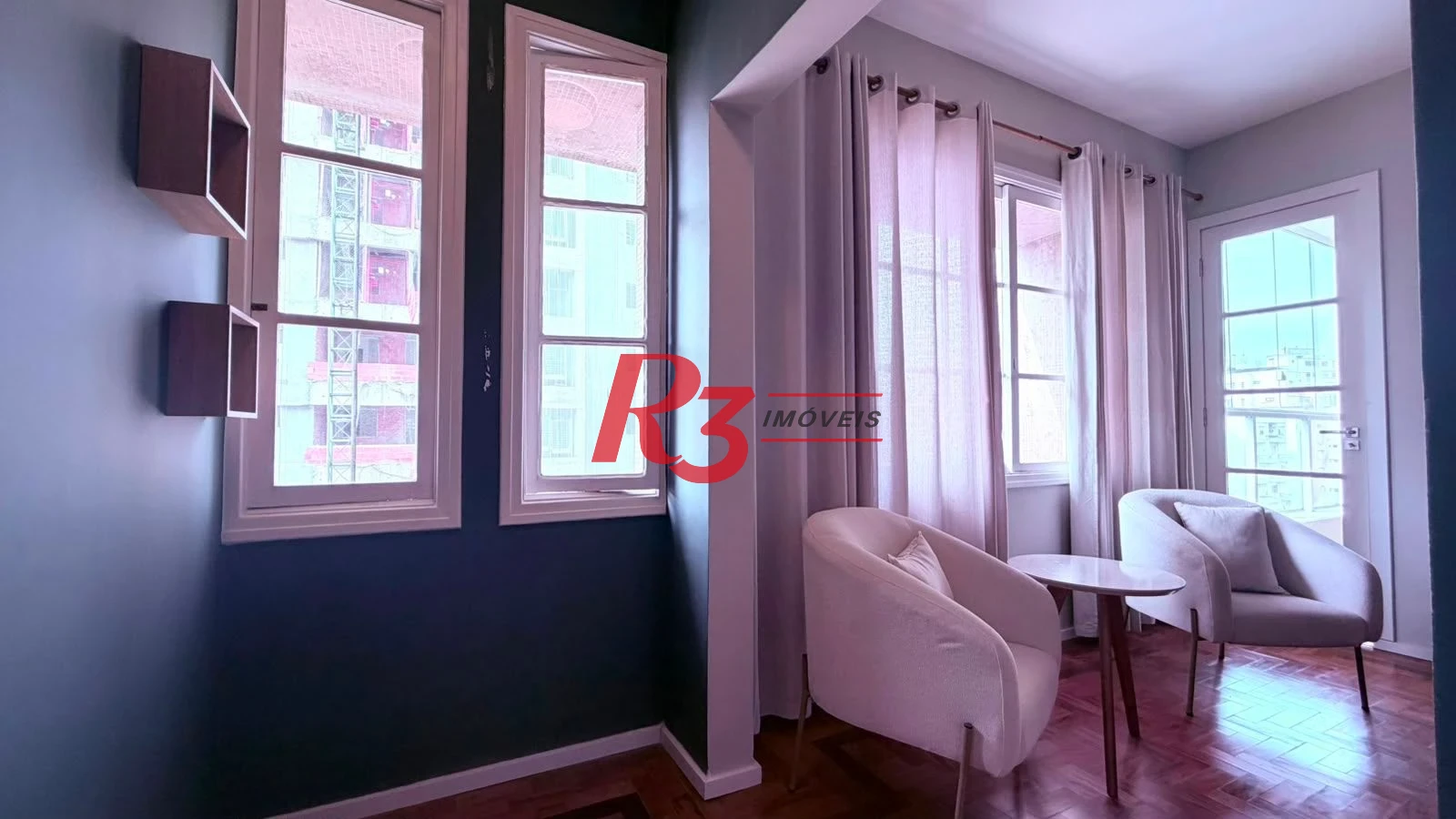 Apartamento com 2 dormitórios à venda, 100 m² por R$ 780.000,00 - Gonzaga - Santos/SP