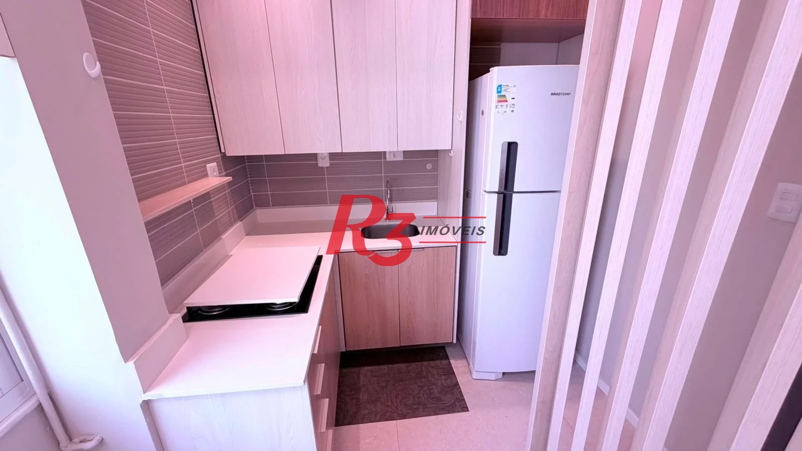 Apartamento com 2 dormitórios à venda, 100 m² por R$ 780.000,00 - Gonzaga - Santos/SP