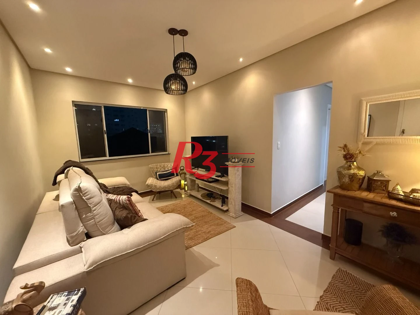 Apartamento com 3 dormitórios à venda, 130 m² por R$ 680.000,00 - Campo Grande - Santos/SP